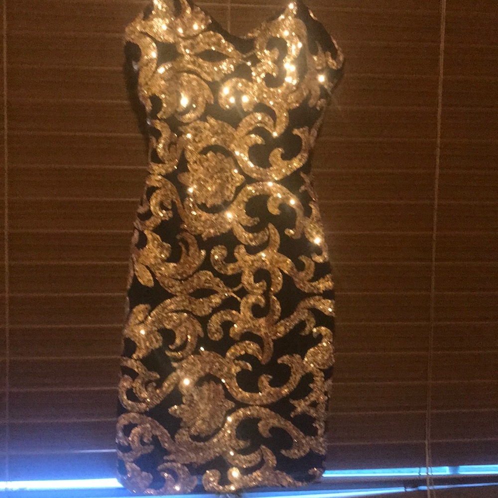 Beautiful mini dress